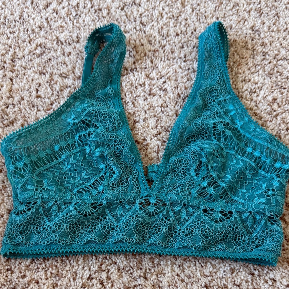 honeydew size medium Teal Lace Bralette